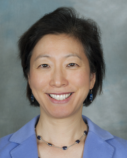 Portrait photo of Dr. Sara Kim
