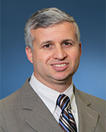 Portrait photo of Dr. Andres Schanzer