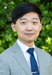 Dr. Lee Solomon, Assistant Professor